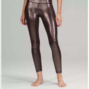 Lululemon Brown Foil Leggings. Size 6.